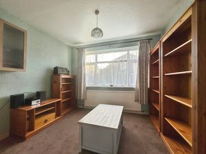 Dining Room - click for photo gallery